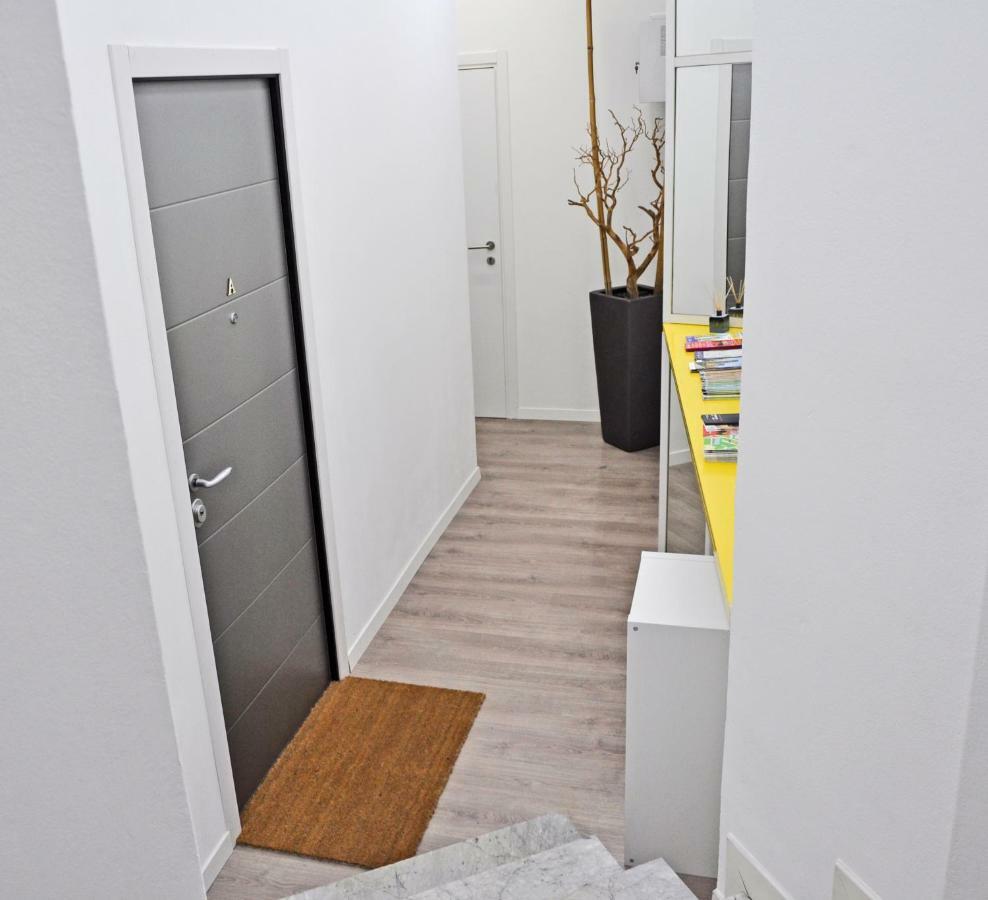 M.H.S. Apartment Milano Exterior foto